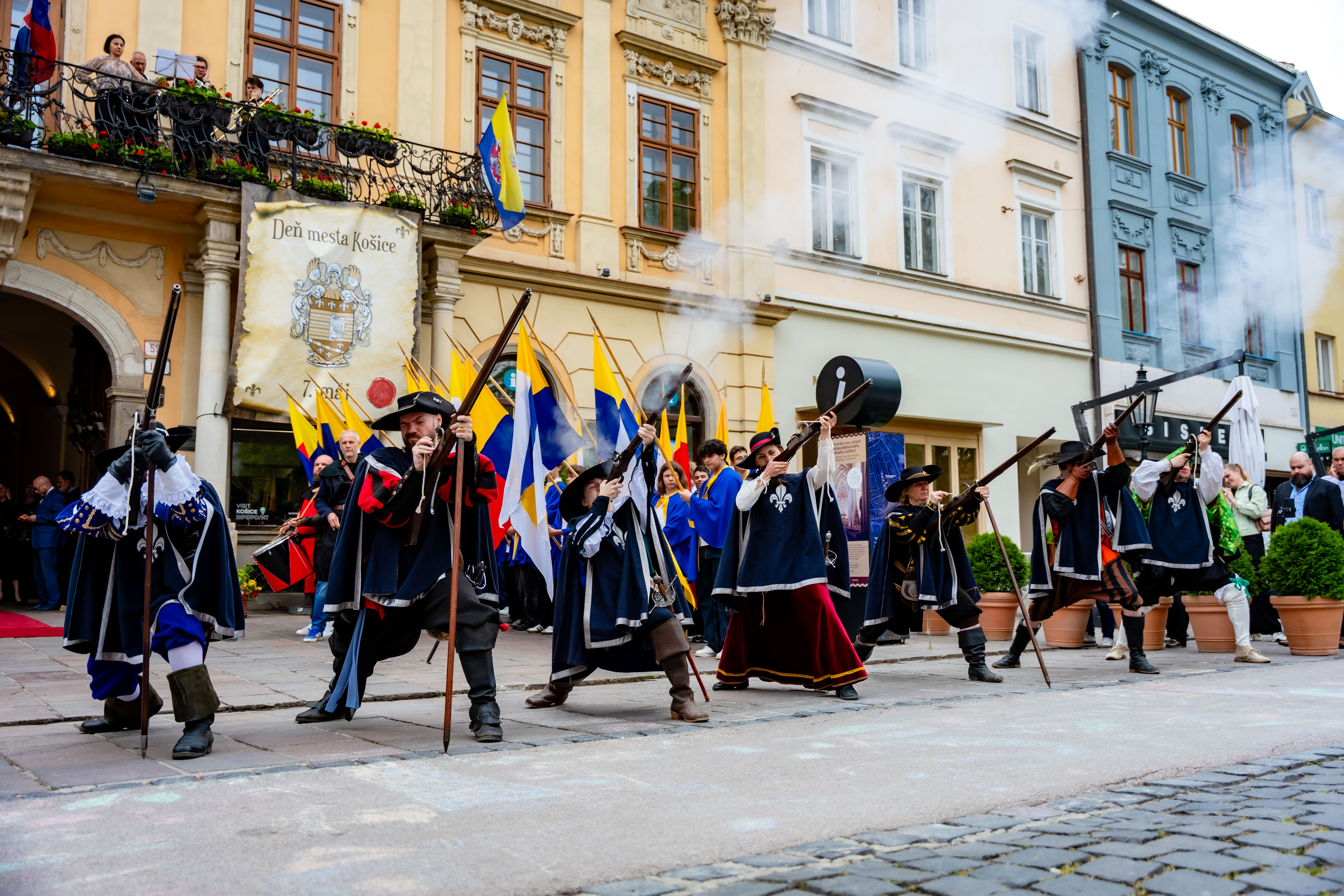 Slavnostne vztycovanie mestskej vlajky pri prilezitosti Dna mesta Kosice-1-33